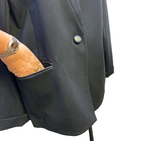 NWT St. John Black Leather Collar & Trim Blazer Size 18 - Picture 3 of 8